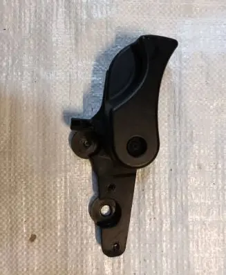 BMW 3 E90 E91 Engine bonnet (hood) release handle 7058117