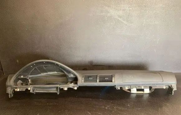 BMW 5 E39 Dashboard 8159750