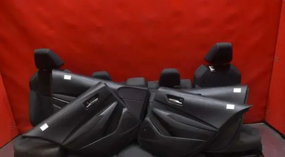 Seat set