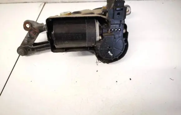 Volkswagen Fox Wiper motor f006b20070