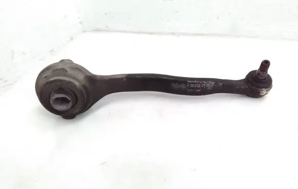 Mercedes-Benz E C207 W207 Front lower control arm/wishbone 20305