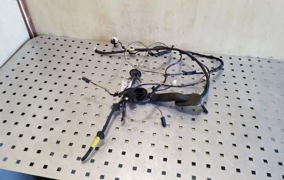 Ford Focus Tailgate/trunk wiring harness BV6T14D466