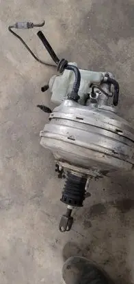 BMW 7 E65 E66 Brake booster