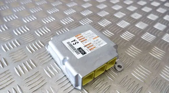 Toyota RAV 4 (XA50) Airbag control unit/module 8917042D51