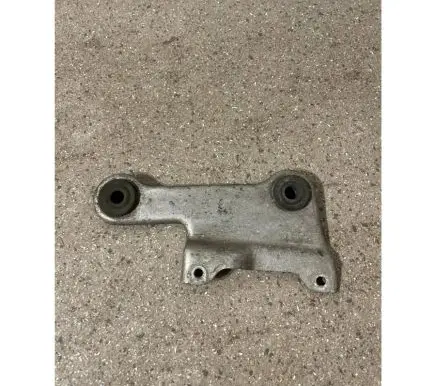 Audi A8 S8 D4 4H Intercooler pipe mounting bracket 4H0145841D