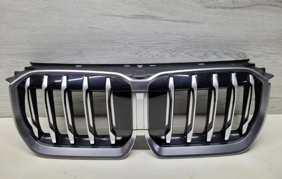 BMW X1 U11 Front grill 51135A0BB85