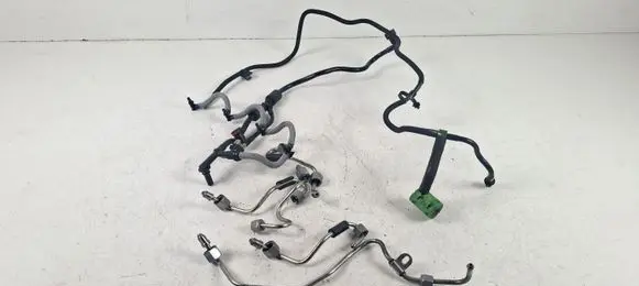 Nissan Qashqai Fuel main line pipe 175216420R 8201044829 8200925307