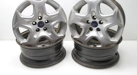 Ford Focus R12 alloy rim 4M511100AE