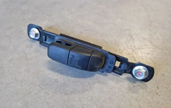 Isuzu D-Max Seat belt height adjuster 8974166451