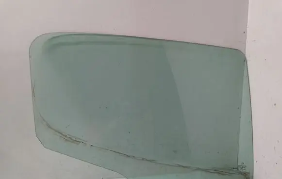 Peugeot 308 Rear door window glass 43R000929