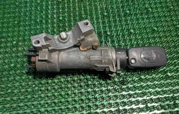 Volkswagen New Beetle Ignition lock 4B0905851C