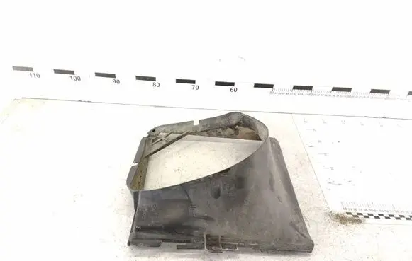 Volkswagen Touareg I Intercooler air guide/duct channel 7L0117340