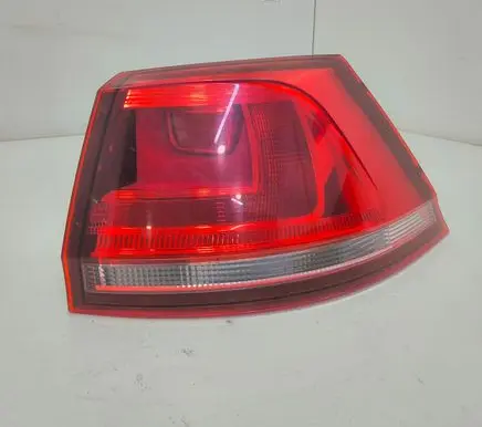 Volkswagen Golf VII Tailgate rear/tail lights 5G9945096
