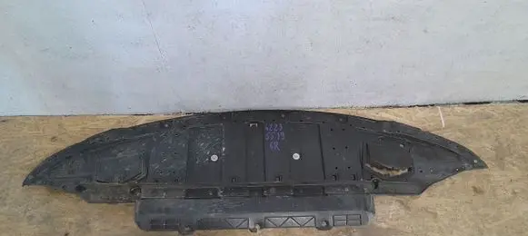 Renault Twingo III Front bumper skid plate/under tray 622355796R