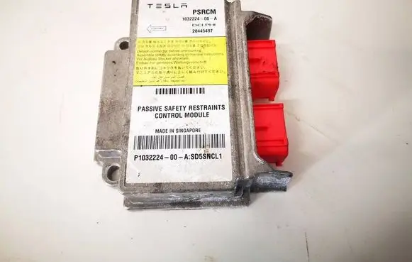Tesla Model S Airbag control unit/module 103222400A