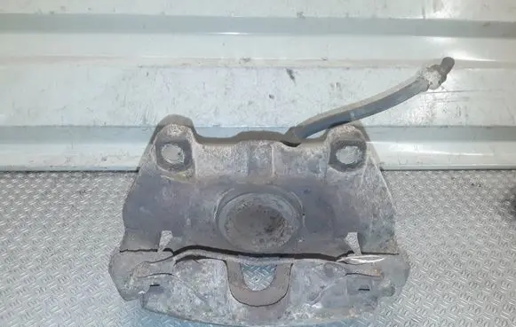 Opel Zafira B Front brake caliper