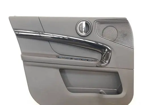 Mini Cooper Countryman F60 Front door card panel trim