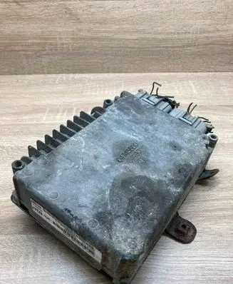 Chrysler Voyager Engine control unit/module ECU P04727423AF WITHPLUG