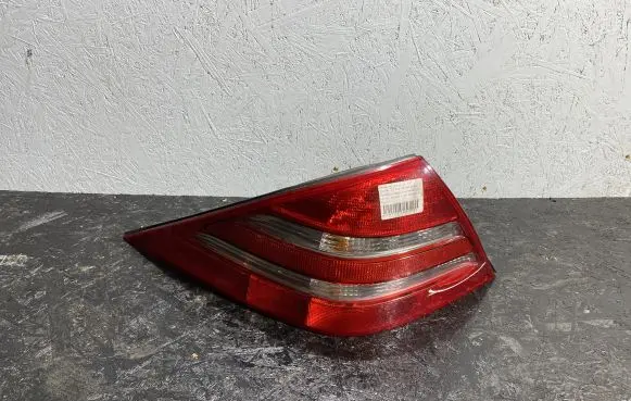 Mercedes-Benz CLS C219 Rear/tail lights A2158200164