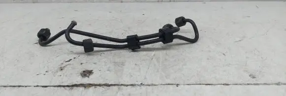 Volkswagen Sharan Fuel main line pipe