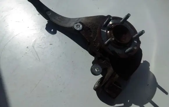 Jaguar XF Front wheel hub 8W833K186AC