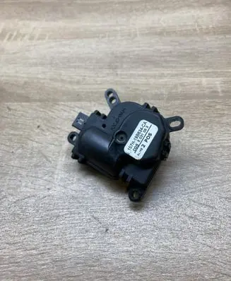 Ford Fiesta Air flap motor/actuator 1S7H19B634CA