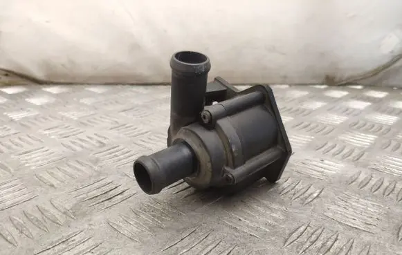 Audi A5 8T 8F Electric auxiliary coolant/water pump 8K0819147