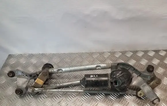 Nissan Primera Front wiper linkage and motor 28810AU310