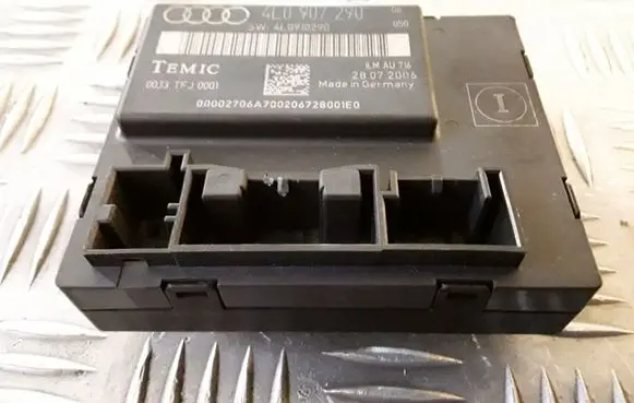 Audi Q7 4L Door control unit/module 4L0907290 4L0910290 0033TFJ0001