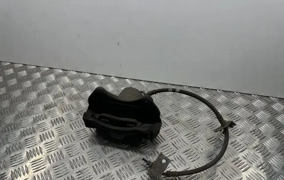 KIA Sportage Front brake caliper 58130D7700