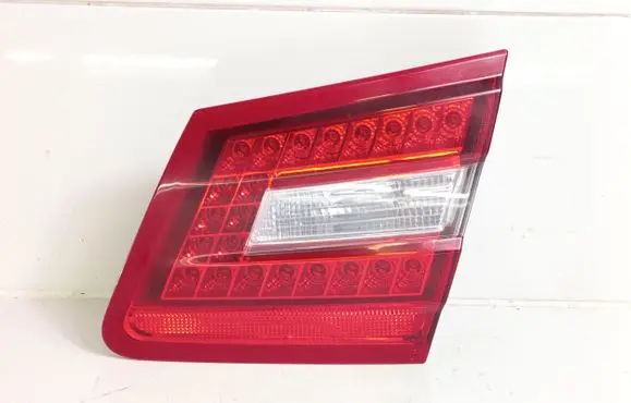 Mercedes-Benz E W212 Tailgate rear/tail lights E12729 A055364