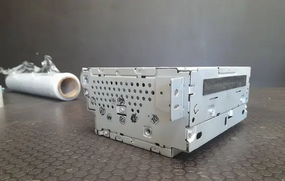 Jaguar XF X250 Radio/CD/DVD/GPS head unit 7F6N18C815BA 92607421 7F6N14C230BA