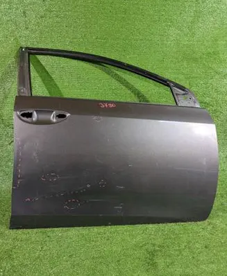 Toyota Corolla E160 E170 Front door