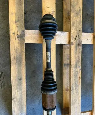 BMW 1 F20 F21 Front driveshaft 7597693