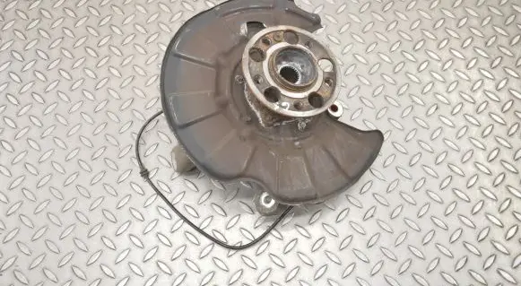 Mercedes-Benz S C217 Rear wheel hub A2220306