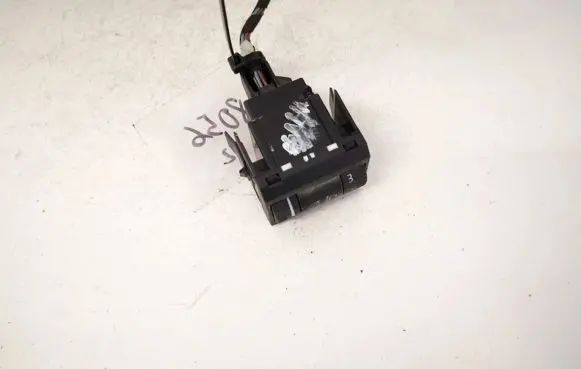 Skoda Octavia Mk2 (1Z) Headlight level height control switch 1z0941333