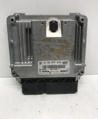 Opel Insignia A Engine control unit/module 555777619