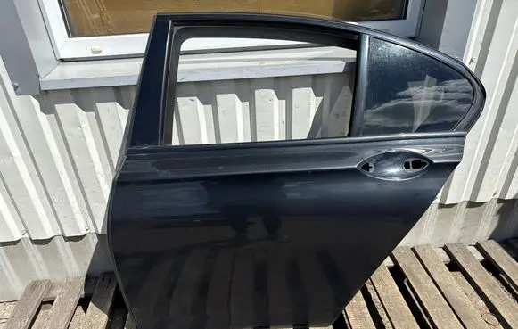 BMW 7 F01 F02 F03 F04 Rear door 475