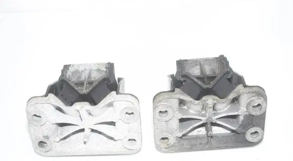 Volkswagen Crafter Engine mount bracket 2N0199256 2N0199256A