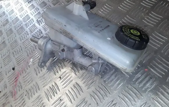Renault Trafic II (X83) Master brake cylinder 32067008