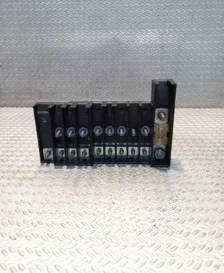 Volkswagen Transporter - Caravelle T5 Fuse module 7E6970187