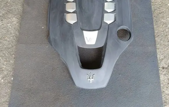 Maserati Levante Engine cover (trim)