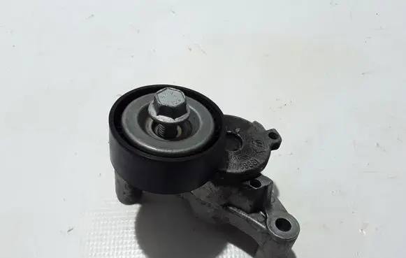 Volvo XC90 Alternator belt tensioner 31359881