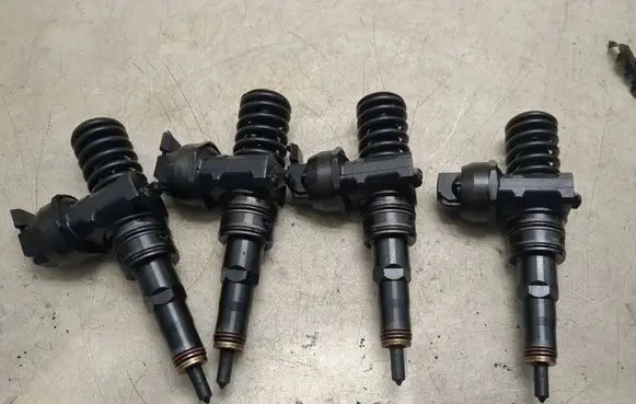 Volkswagen Transporter - Caravelle T5 Fuel injectors set 0414720216