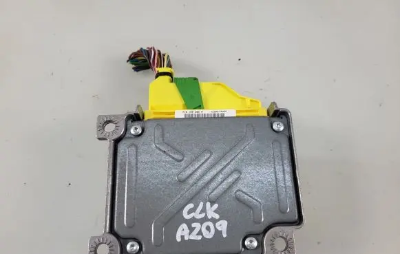 Mercedes-Benz CLK A209 C209 Airbag control unit/module 2098200085