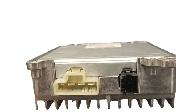 BMW X5 F15 Battery control module 6142681783401 8ES01010513 0465978396