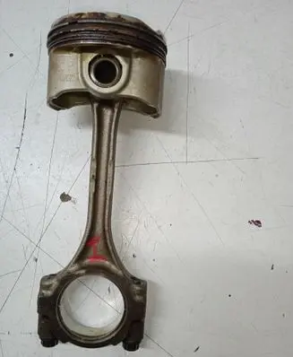 Toyota Aygo AB40 Piston 