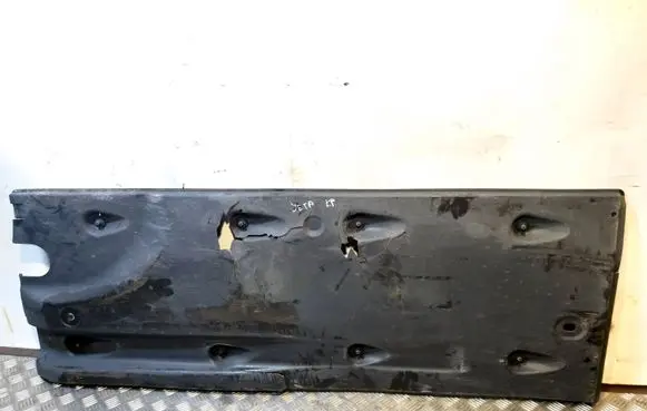 Volkswagen Jetta VI Center/middle under tray cover 5C6825201