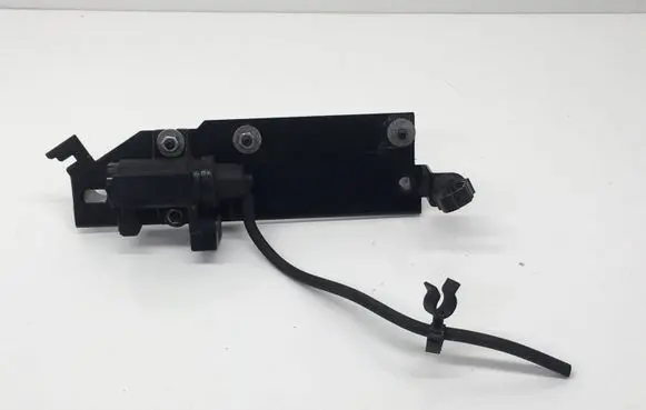 BMW 5 E60 E61 Turbo solenoid valve 7796634