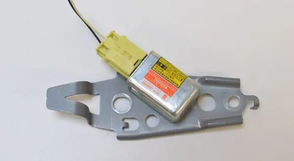 Lexus GS 300 350 430 450H Airbag deployment crash/impact sensor 8986030130 1879001752